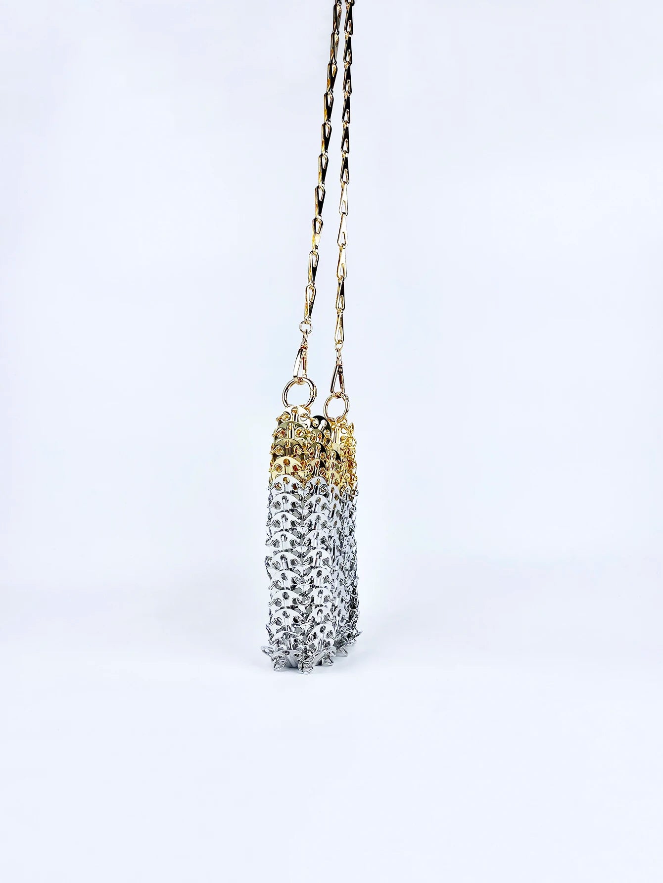 Niche Design Immortal Bag Netizens New Handmade Woven Metal Sequin Chain Mobile Phone One Shoulder Crossbody Small Bag