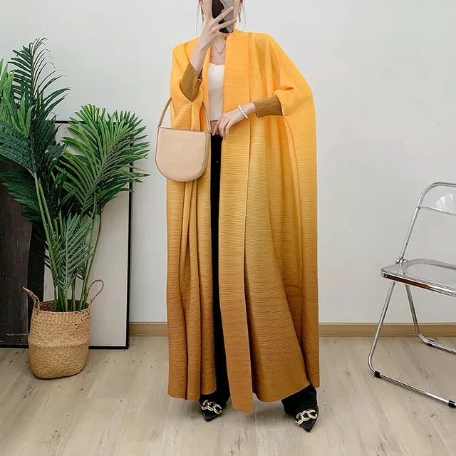 Gradient color batfly sleeve pleated trench coat, women's stylish goddess style loose long pleated jacket