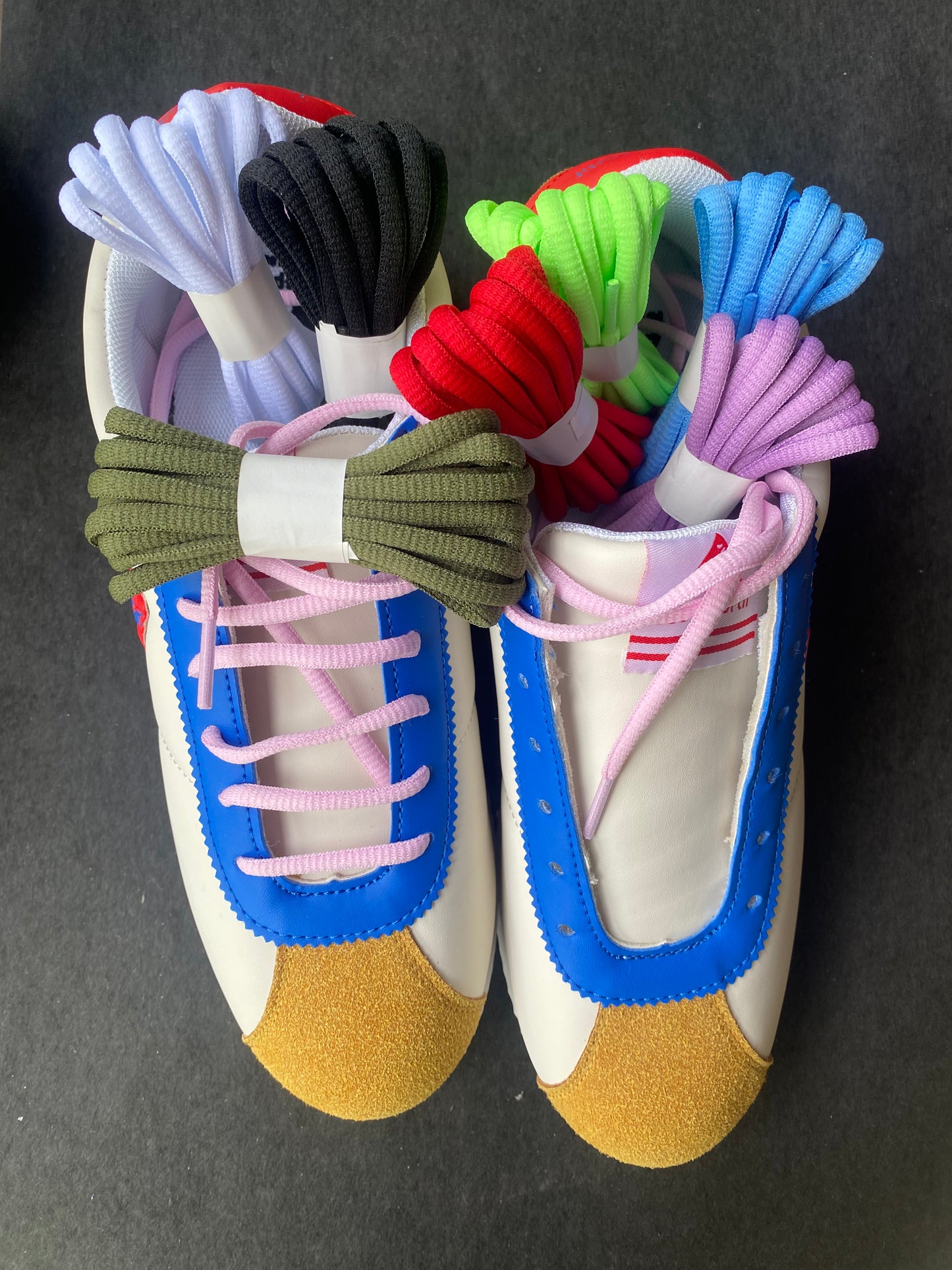 8 pairs of 8-color shoelaces - semi-circular