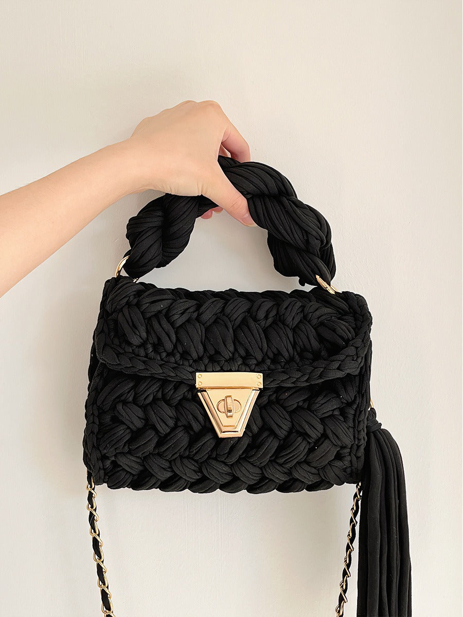 Hand woven bag crochet bag shoulder bag women's Fried Dough Twists portable tassel bag